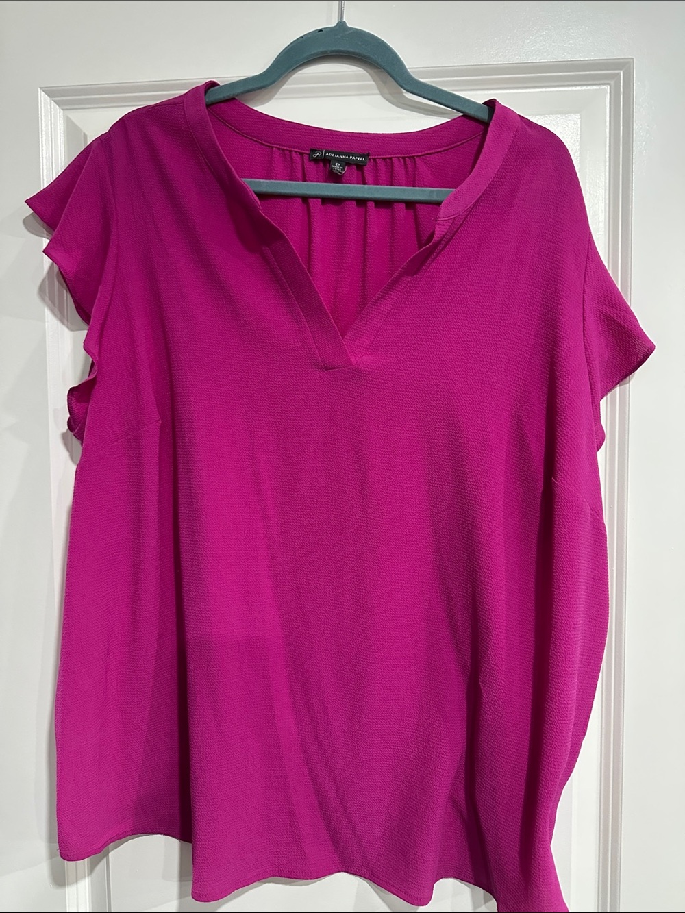 Adrianna Papell Fuchsia V-Neck Short Sleeve Blouse